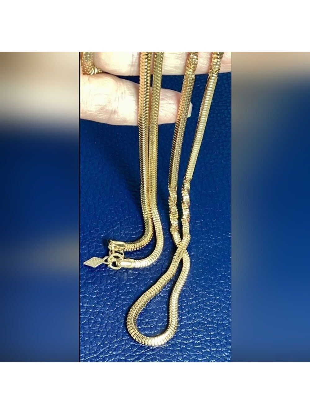 Vintage Gorgeous! 32” SARAH COVENTRY Gold T Snake Alternate Twist Thick Chain
